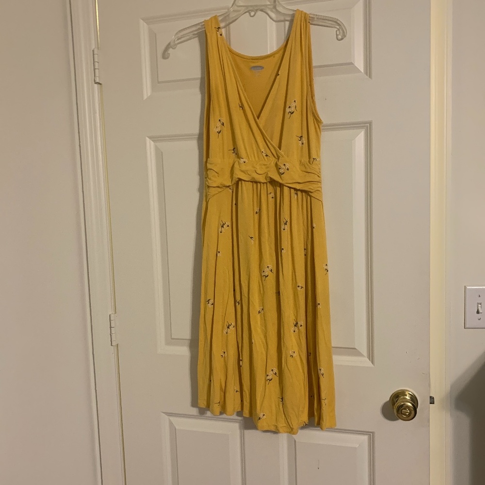 Old navy maternity dress